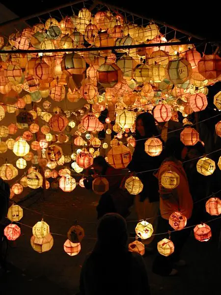 File:Lotus latern festival 2001.jpg