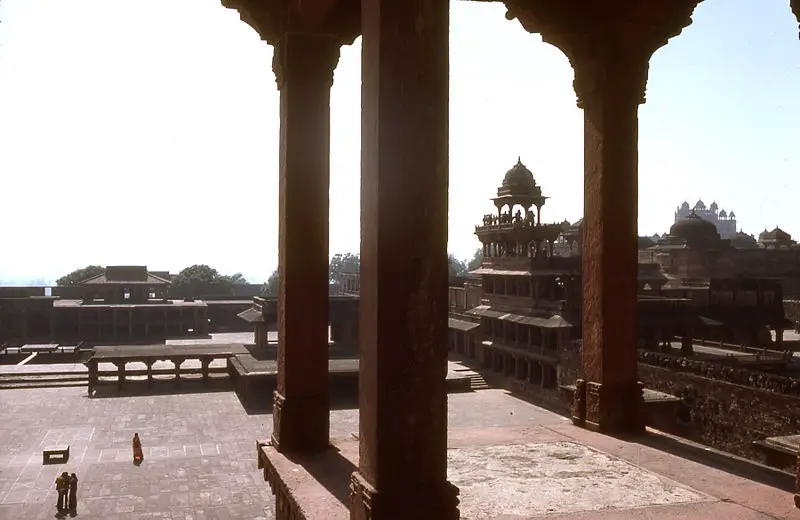 File:Fatehpur Sikri general view.jpg