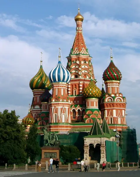 File:St Basils Cathedral-500px.jpg