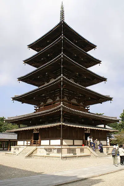 File:Horyu-ji09s3200.jpg