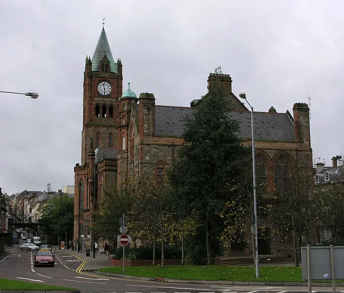 File:Guildhall Derry SMC 2005.jpg