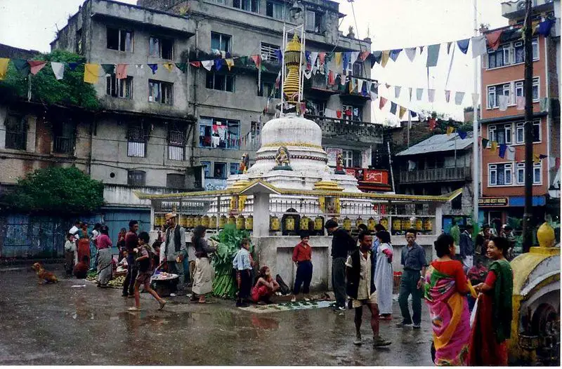 File:Small stupa in Kathmandu.jpg