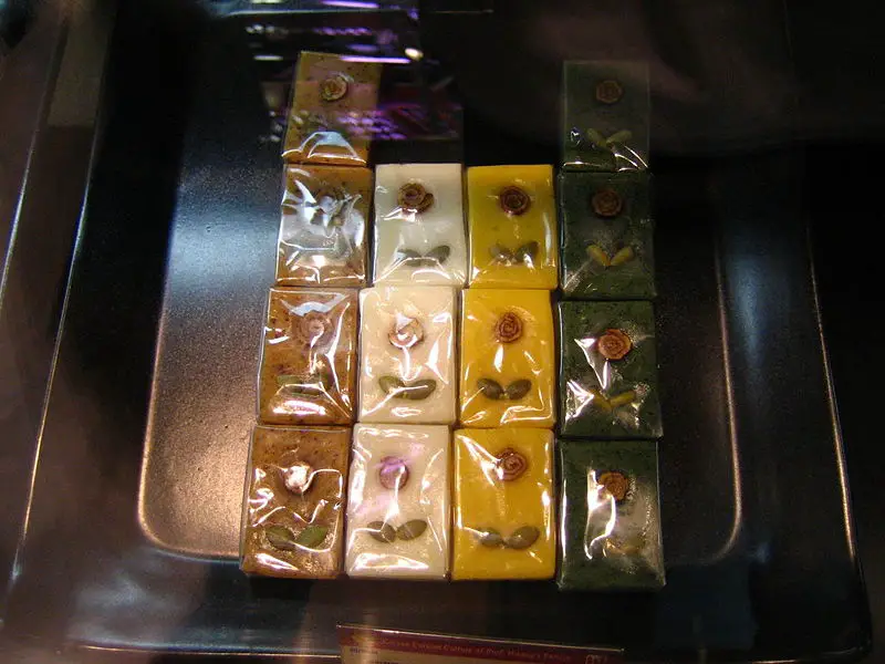 File:Korean.food-ddeok-01.jpg