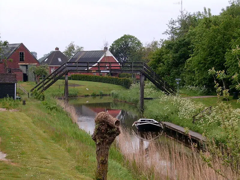 File:Bridgegroningen.JPG