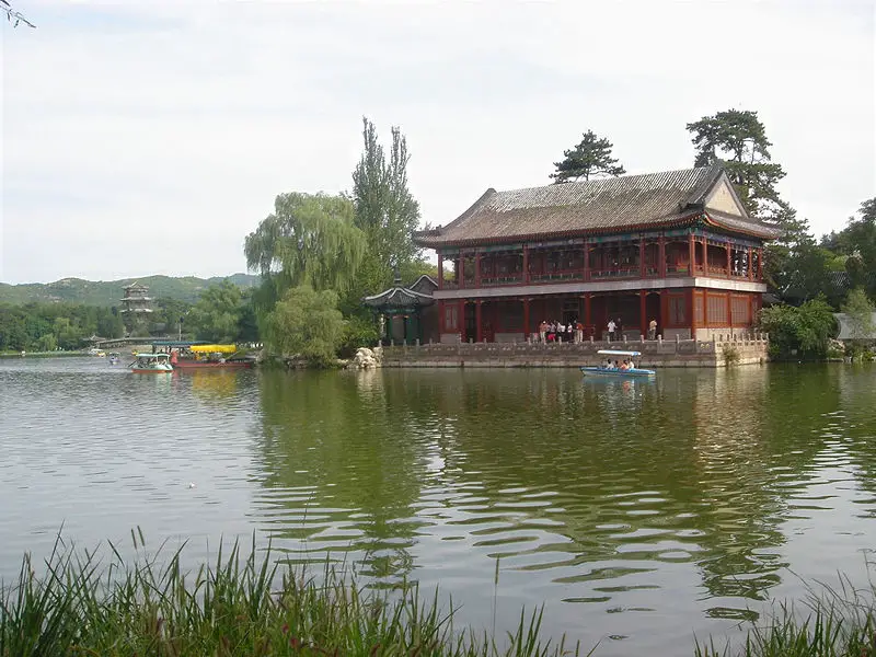 File:Chengdemountainresortpic1.jpg