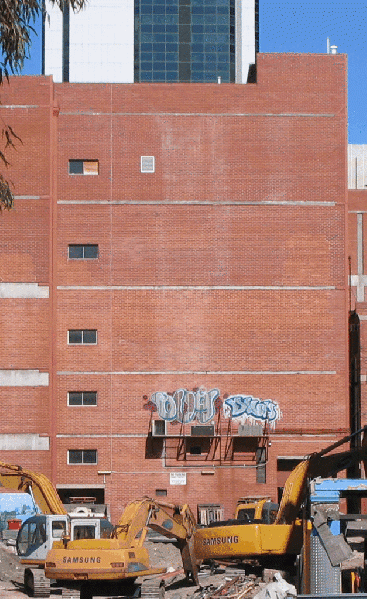 File:PerthOldMyerBuildingAnim gobeirne.gif