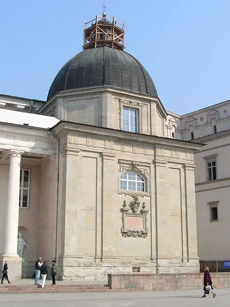 File:St. Casimir's Chapel, Vilnius.JPG
