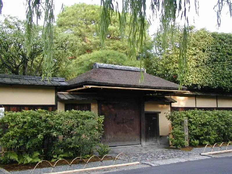 File:Kabuto mon.jpg