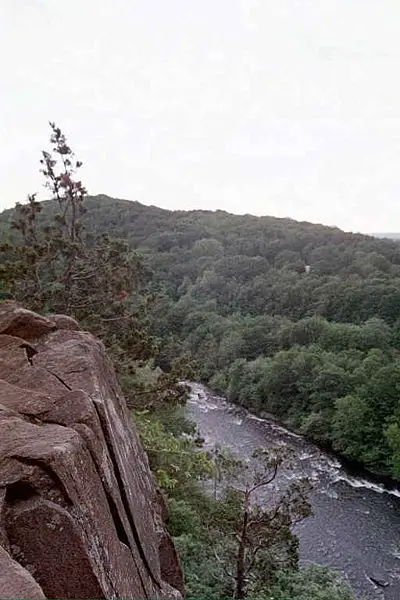 File:Farmingtonriver gorge.jpg