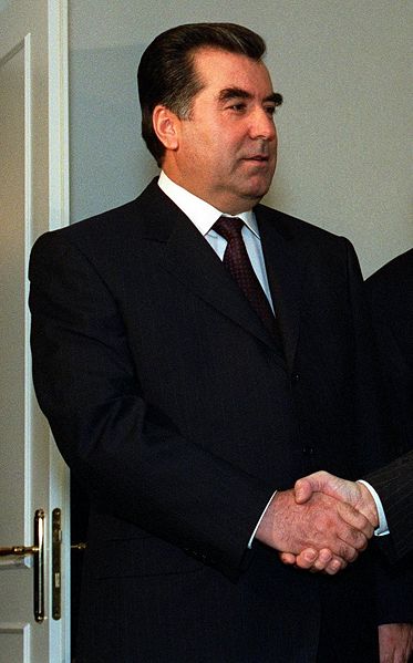 File:Emomali Rahmonov 2001.jpg